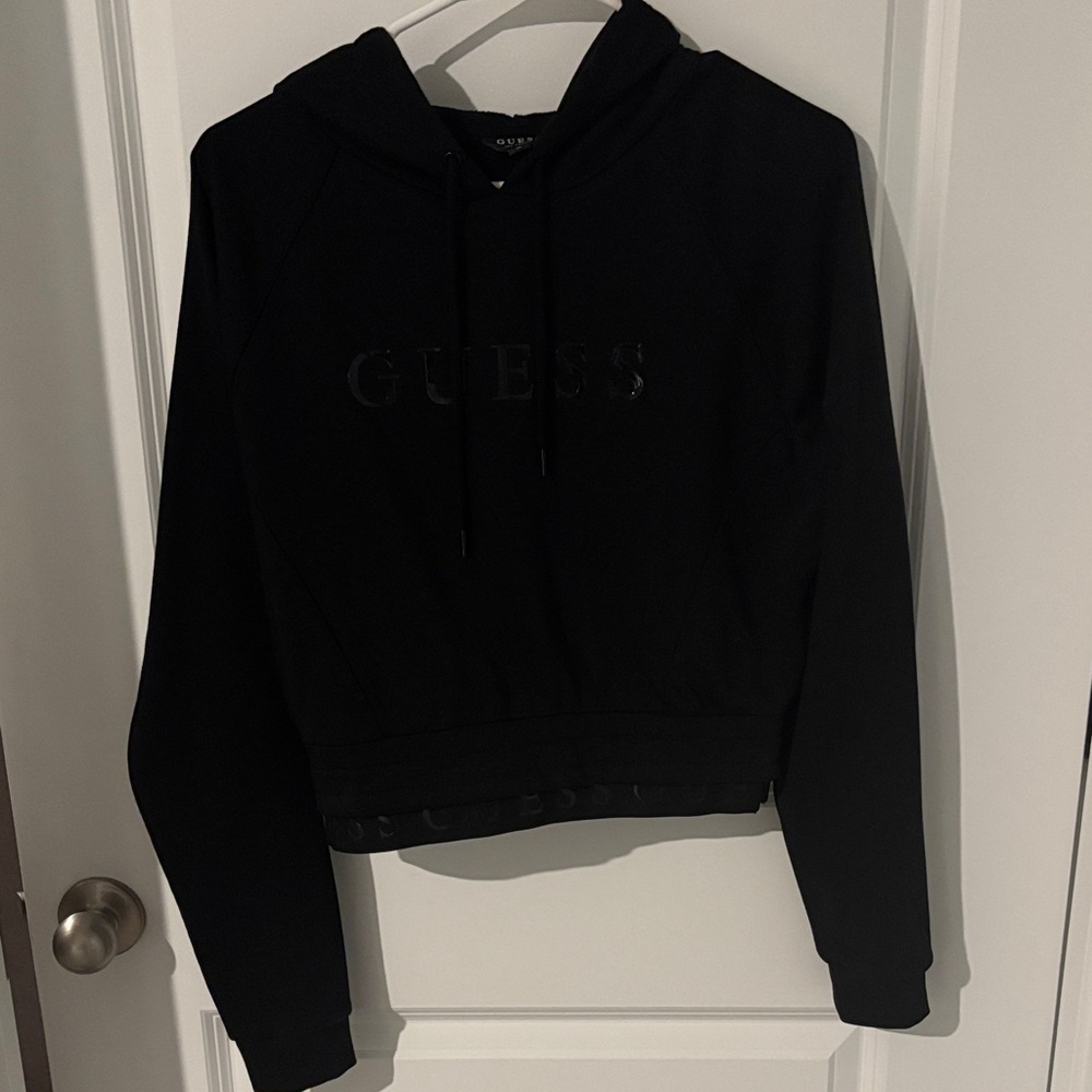 GUESS Black Cropped Pullover Hoodie with Subtle Logo
